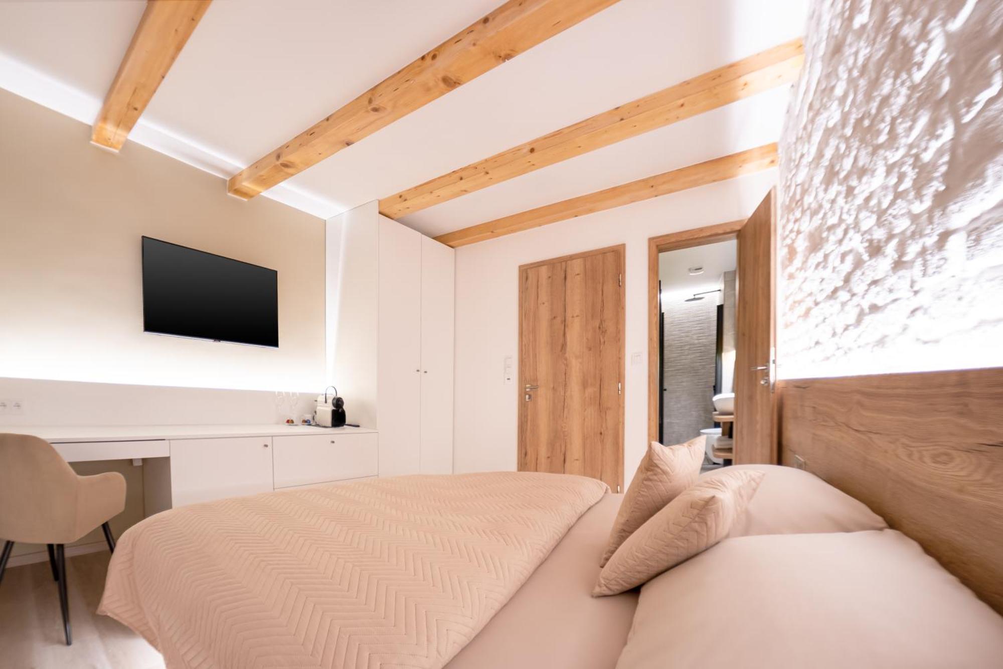 White Wolf Boutique Apartments Ołomuniec Zewnętrze zdjęcie