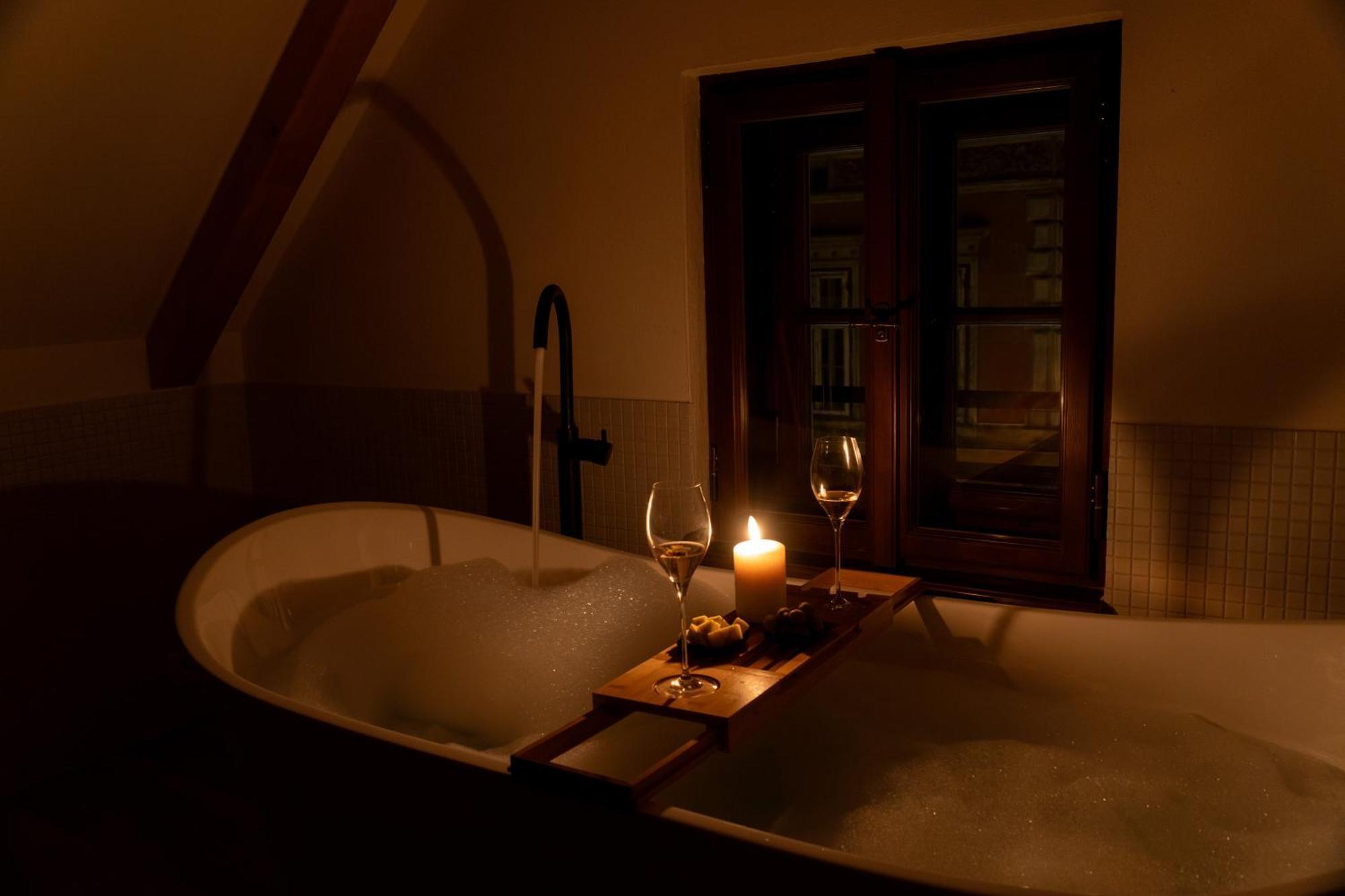 White Wolf Boutique Apartments Ołomuniec Zewnętrze zdjęcie